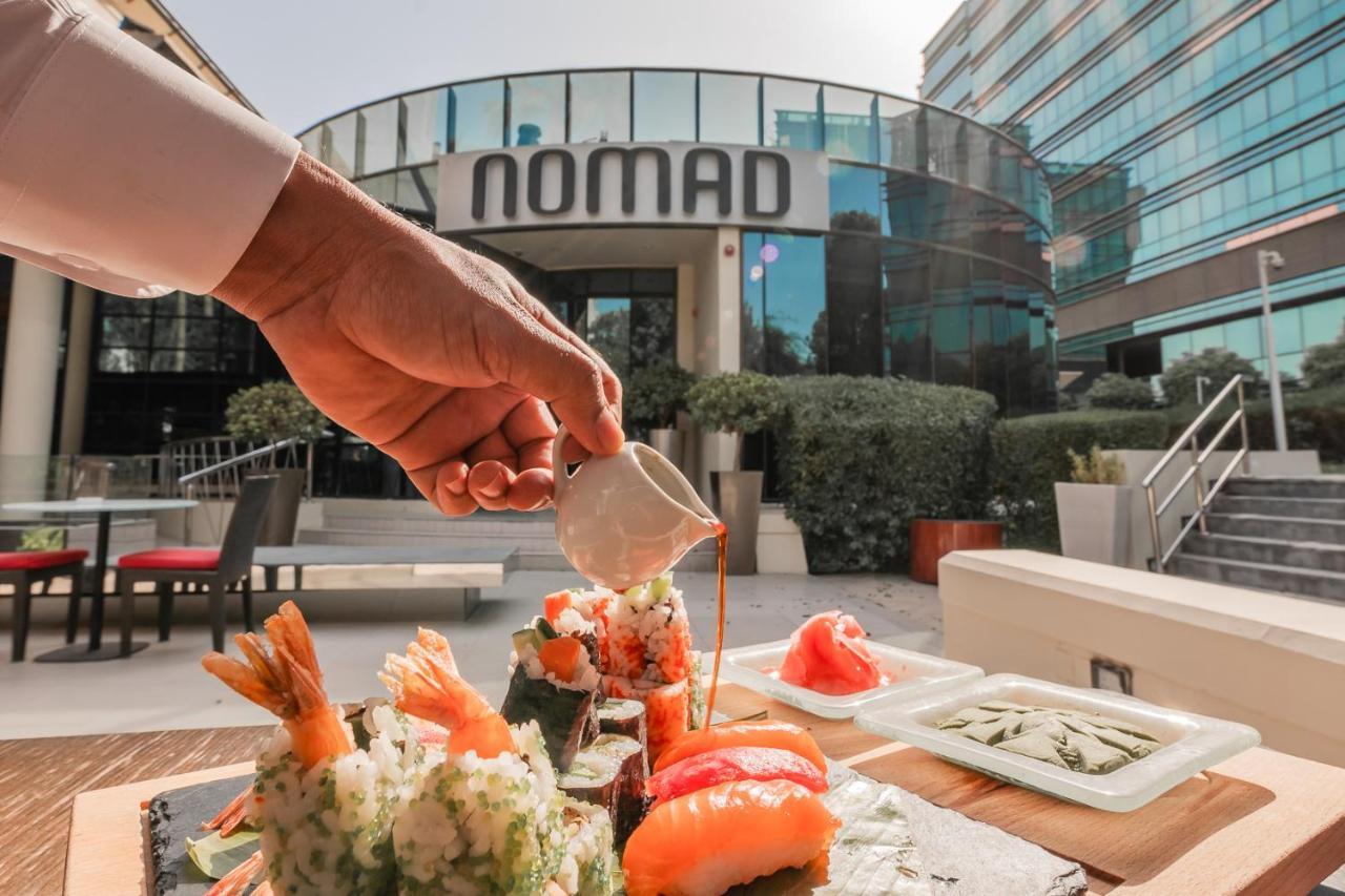 ジュメイラ クリークサイド ホテル ドバイ エクステリア 写真 Nomad