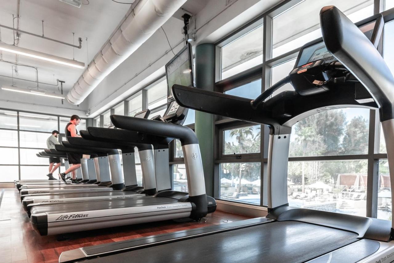 ジュメイラ クリークサイド ホテル ドバイ エクステリア 写真 The Fitness Center at the Student Recreation and Wellness Center