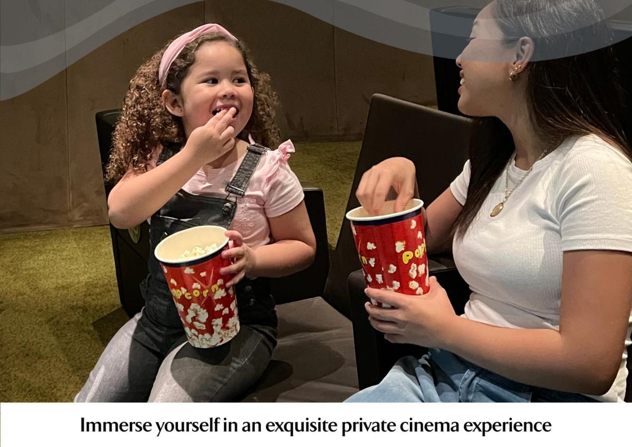 ジュメイラ クリークサイド ホテル ドバイ エクステリア 写真 Private Cinema Experience