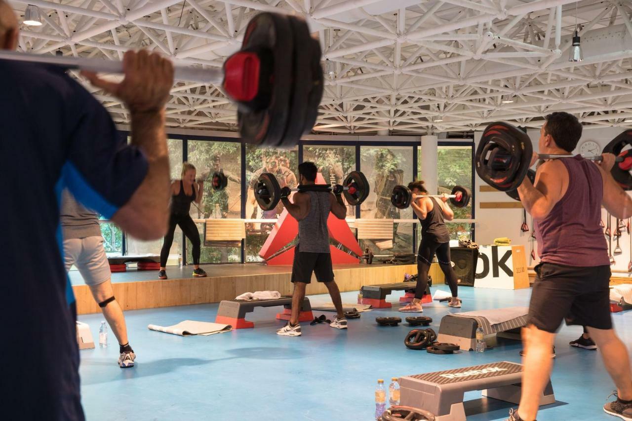 ジュメイラ クリークサイド ホテル ドバイ エクステリア 写真 CrossFit training