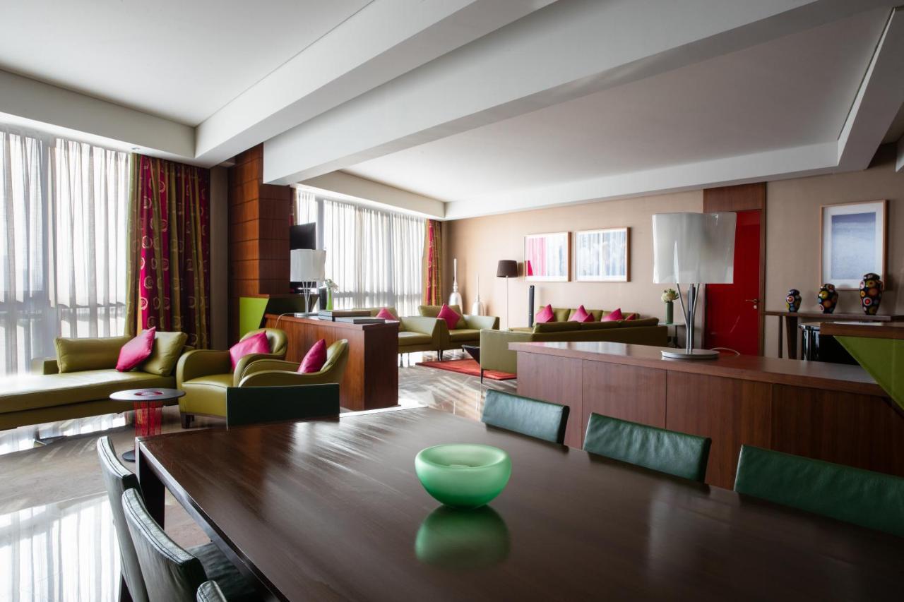ジュメイラ クリークサイド ホテル ドバイ エクステリア 写真 Suite at the hotel